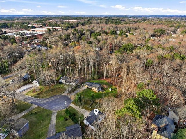 2404 Rhine Court, Lawrenceville, GA 30043