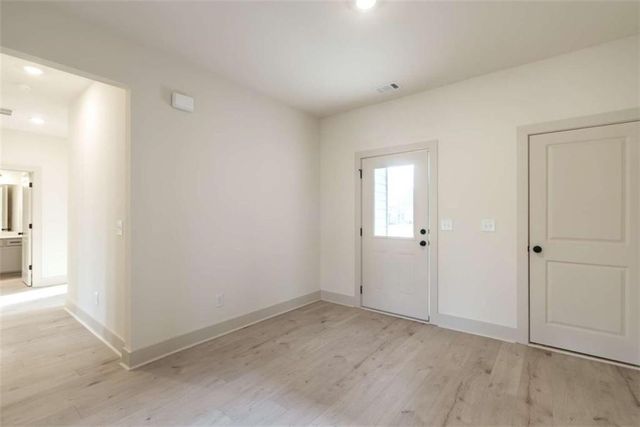 205 Squirrel Run, Good Hope, GA 30641