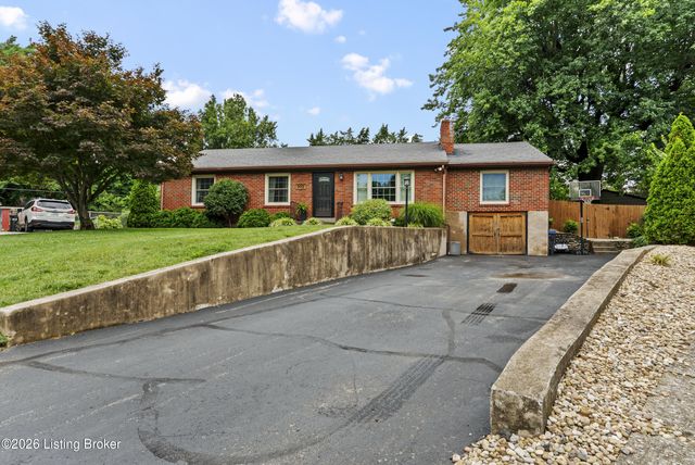 9901 Nanka Rd, Louisville, KY 40272