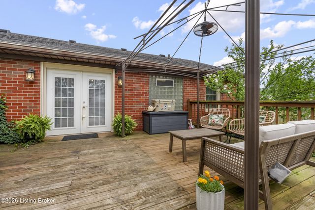 9901 Nanka Rd, Louisville, KY 40272