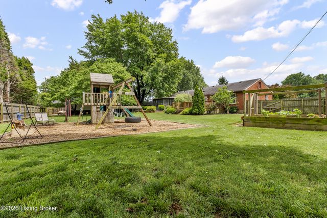 9901 Nanka Rd, Louisville, KY 40272