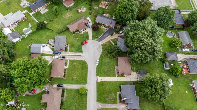 9901 Nanka Rd, Louisville, KY 40272
