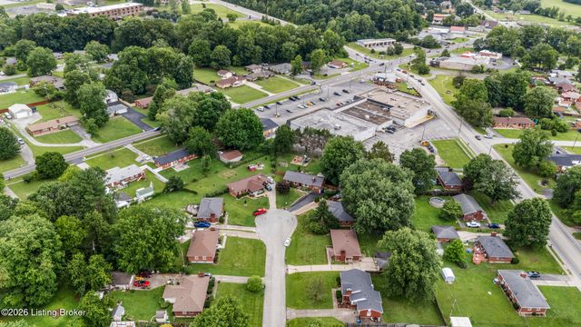 9901 Nanka Rd, Louisville, KY 40272