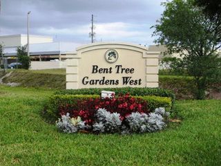 9815 Pineapple Tree Drive 106, Boynton Beach, FL 33436