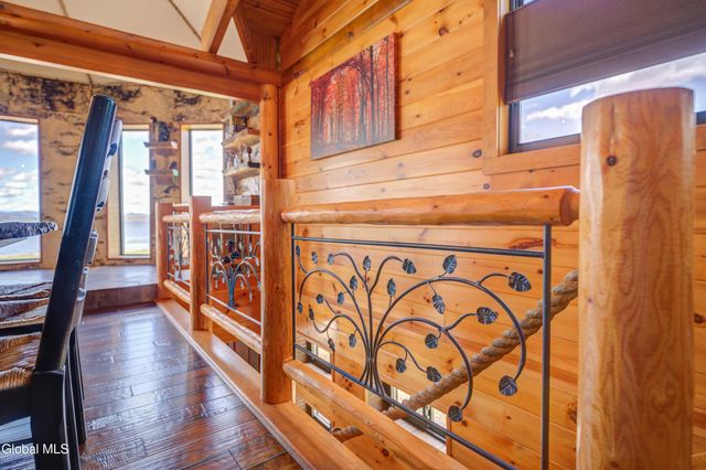 164 Eden Lane, Mayfield, NY 12117