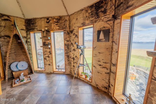 164 Eden Lane, Mayfield, NY 12117