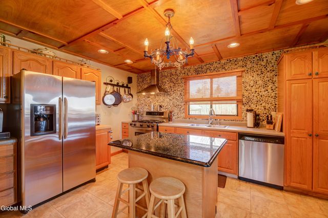 164 Eden Lane, Mayfield, NY 12117