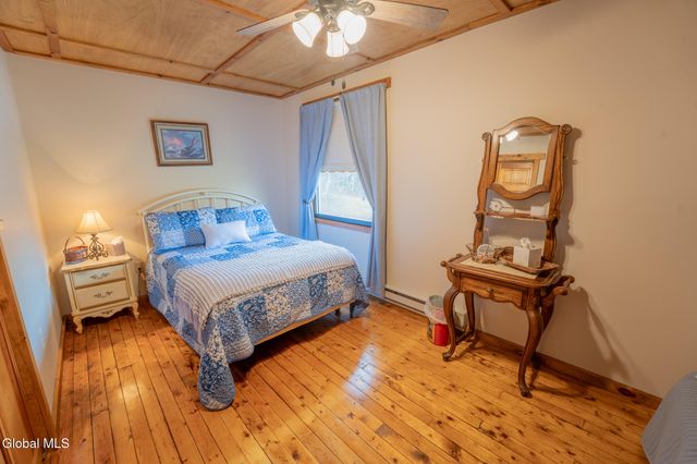 164 Eden Lane, Mayfield, NY 12117