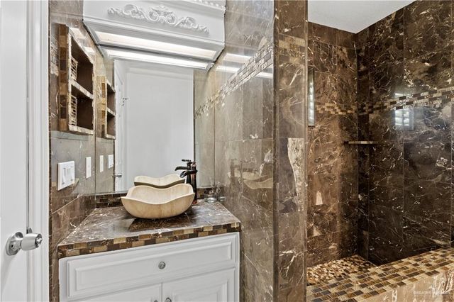2203 E 19th Street, Mission, TX 78572