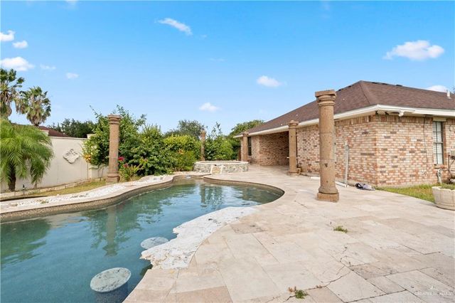 2203 E 19th Street, Mission, TX 78572