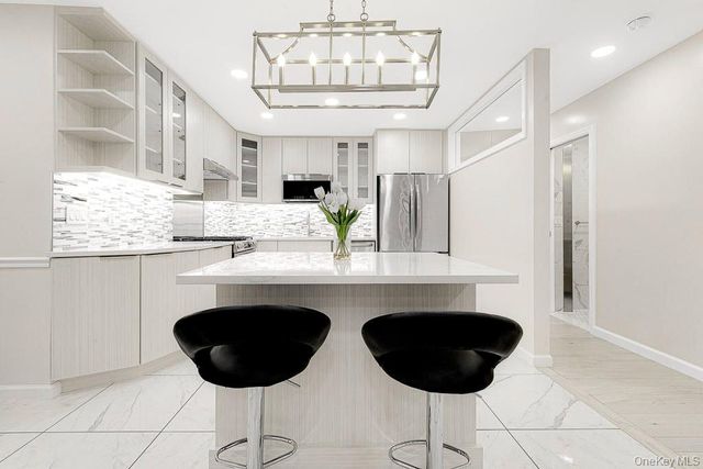 72-11 110th Street 1D, Forest Hills, NY 11375