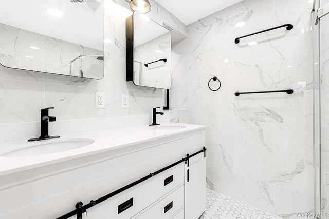 72-11 110th Street 1D, Forest Hills, NY 11375