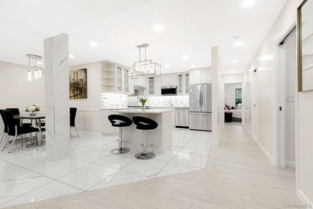 72-11 110th Street 1D, Forest Hills, NY 11375