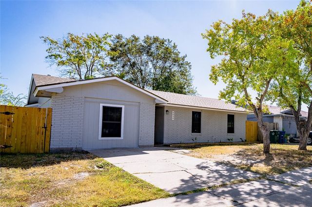 4934 Dubose St, Corpus Christi, TX 78416