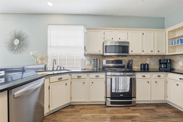 7232 Cross Keys Drive, North Richland Hills, TX 76182