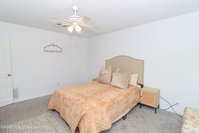 913 Glastonbury Circle, B, Ridgeland, MS 39157