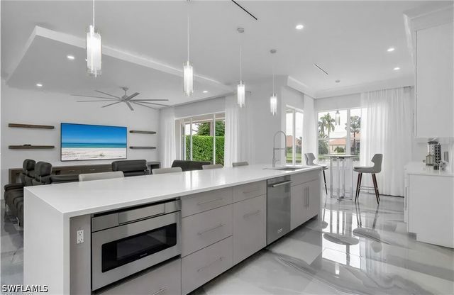 8967 Lely Island CIR, Naples, FL 34113