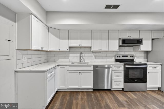 602 TOWNSEND ST, Wilmington, DE 19801