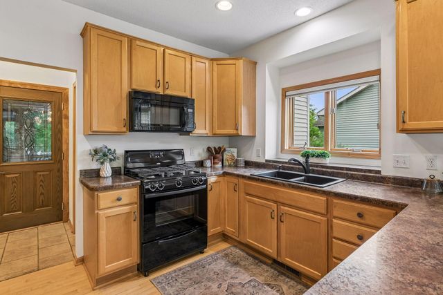 14314 Robin Road NE, Prior Lake, MN 55372