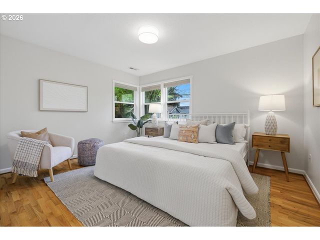 3040 N HUNT St, Portland, OR 97217