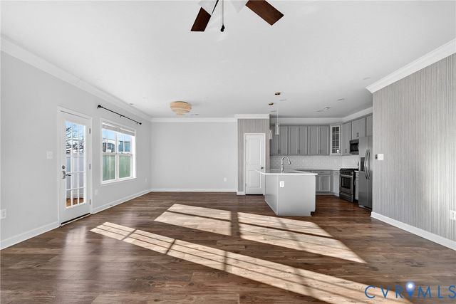 8155 Summer Wagon Ln, Henrico, VA 23294