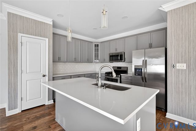 8155 Summer Wagon Ln, Henrico, VA 23294