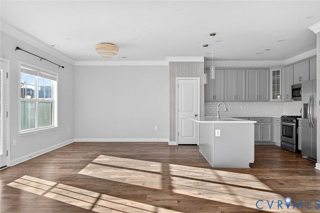 8155 Summer Wagon Ln, Henrico, VA 23294