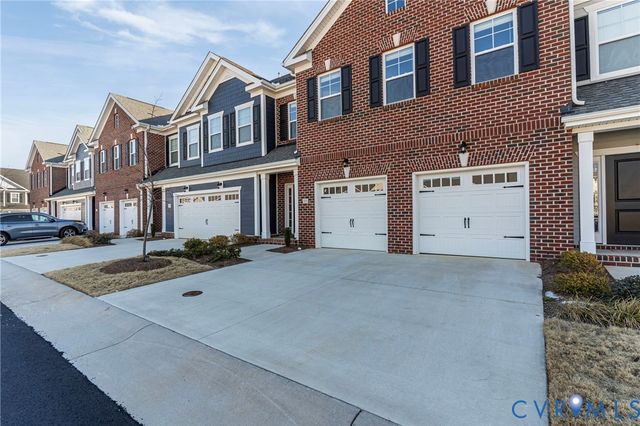8155 Summer Wagon Ln, Henrico, VA 23294