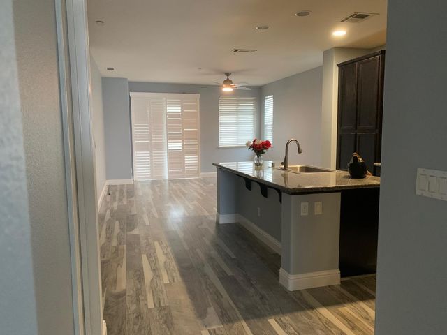 10456 Siltstone Way, Elk Grove, CA 95757