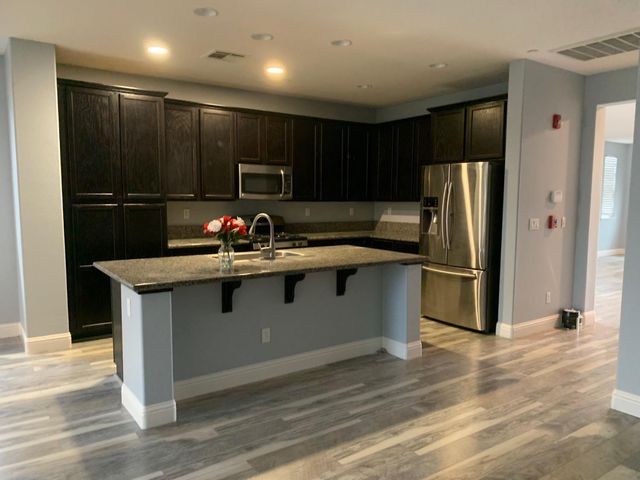 10456 Siltstone Way, Elk Grove, CA 95757