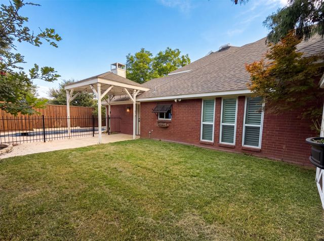 1416 Willow Wood Drive, Carrollton, TX 75010