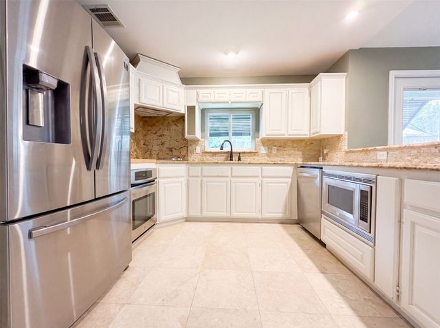 1416 Willow Wood Drive, Carrollton, TX 75010
