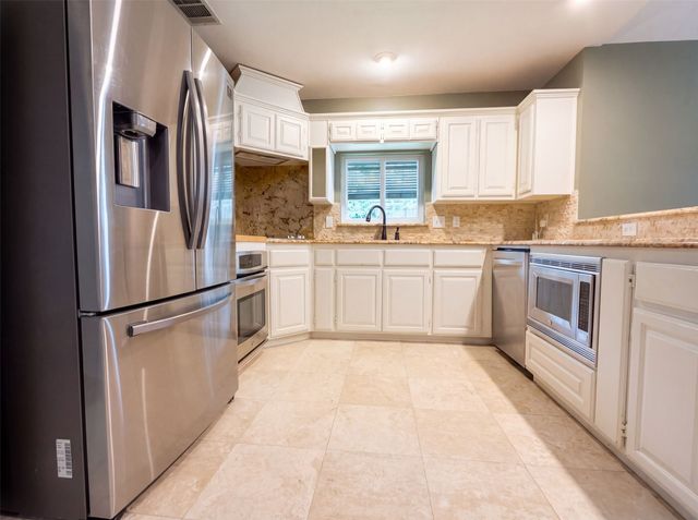 1416 Willow Wood Drive, Carrollton, TX 75010