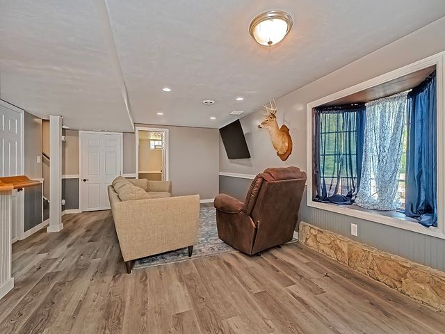 104 Lakewood Dr, North Sewickley Twp, PA 16117