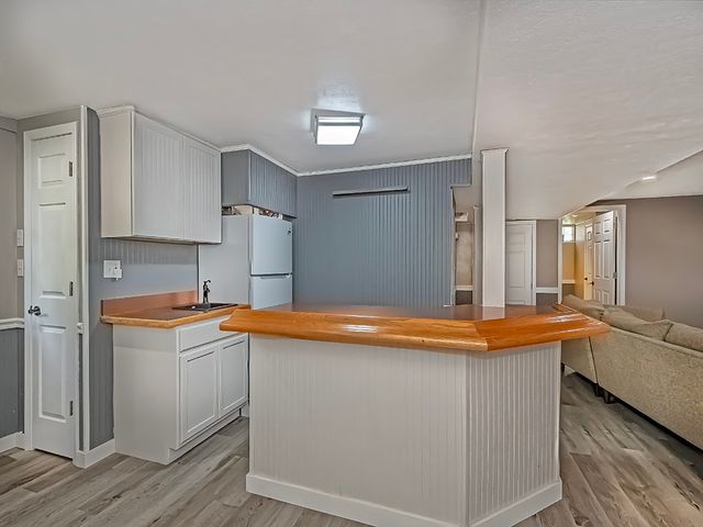 104 Lakewood Dr, North Sewickley Twp, PA 16117