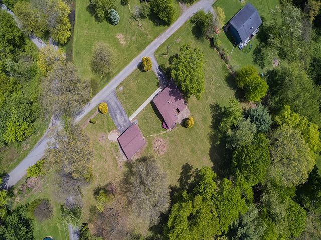 104 Lakewood Dr, North Sewickley Twp, PA 16117