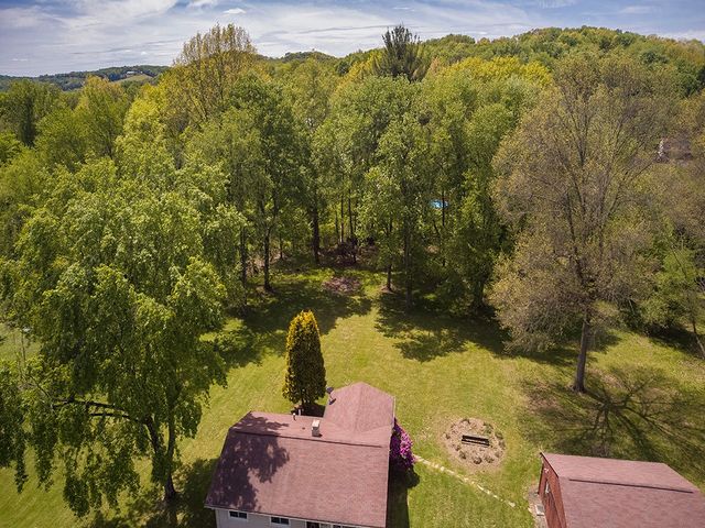 104 Lakewood Dr, North Sewickley Twp, PA 16117
