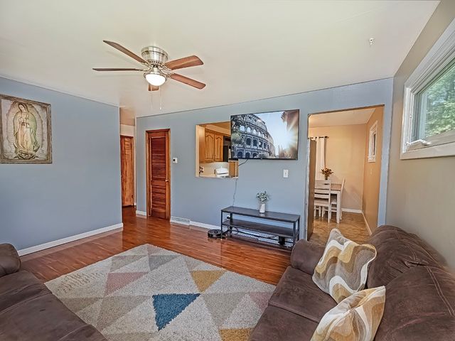 104 Lakewood Dr, North Sewickley Twp, PA 16117