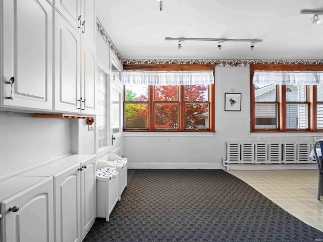 2402 Broadway Boulevard, Fort Wayne, IN 46807