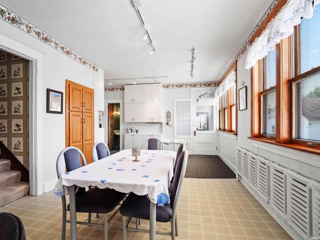 2402 Broadway Boulevard, Fort Wayne, IN 46807