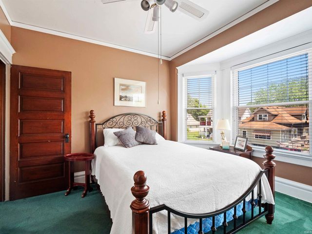 2402 Broadway Boulevard, Fort Wayne, IN 46807