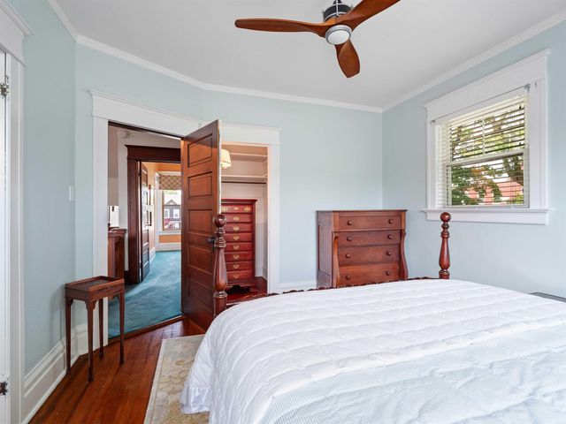 2402 Broadway Boulevard, Fort Wayne, IN 46807