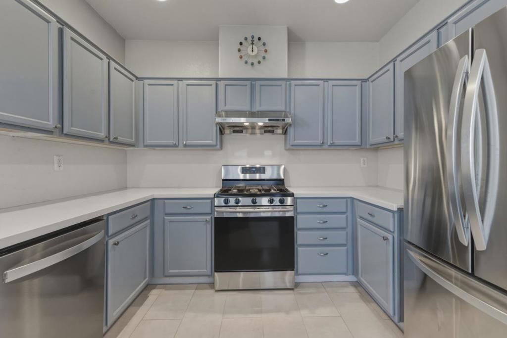 Image 13 of property listing at 914 Brea Lane, San Jose, CA 95138