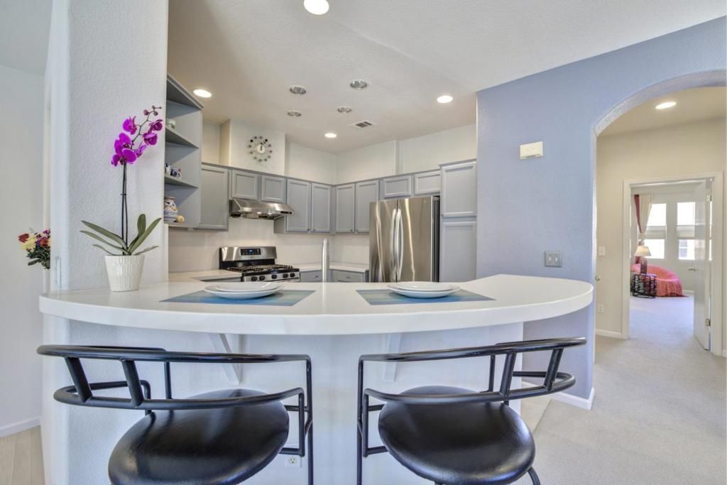 Image 17 of property listing at 914 Brea Lane, San Jose, CA 95138