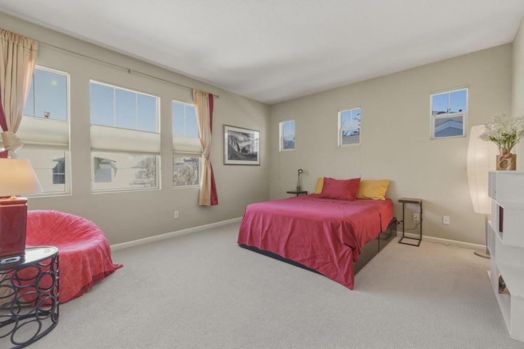 Image 18 of property listing at 914 Brea Lane, San Jose, CA 95138