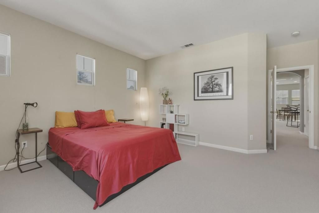 Image 19 of property listing at 914 Brea Lane, San Jose, CA 95138