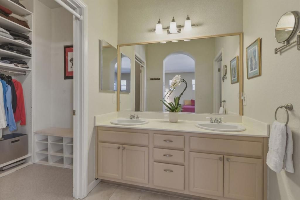 Image 21 of property listing at 914 Brea Lane, San Jose, CA 95138