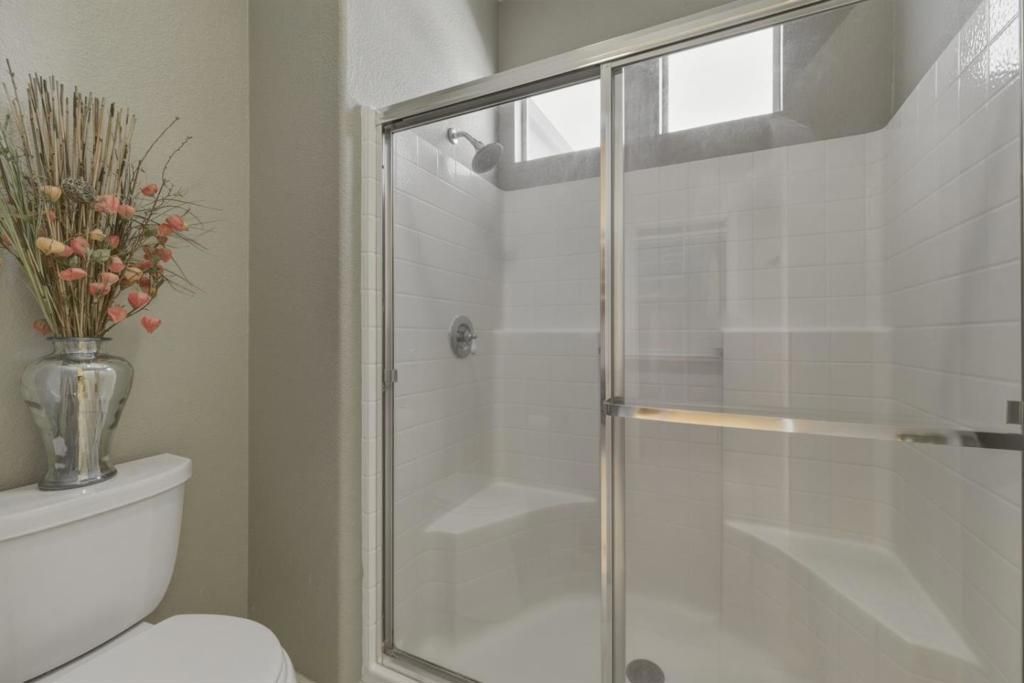 Image 23 of property listing at 914 Brea Lane, San Jose, CA 95138