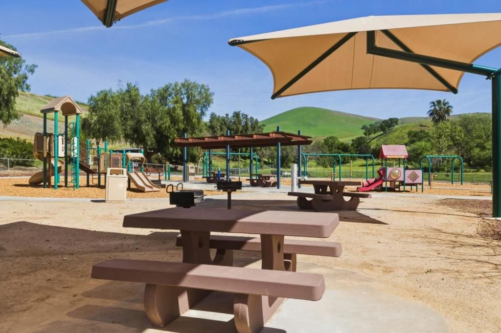 Image 38 of property listing at 914 Brea Lane, San Jose, CA 95138