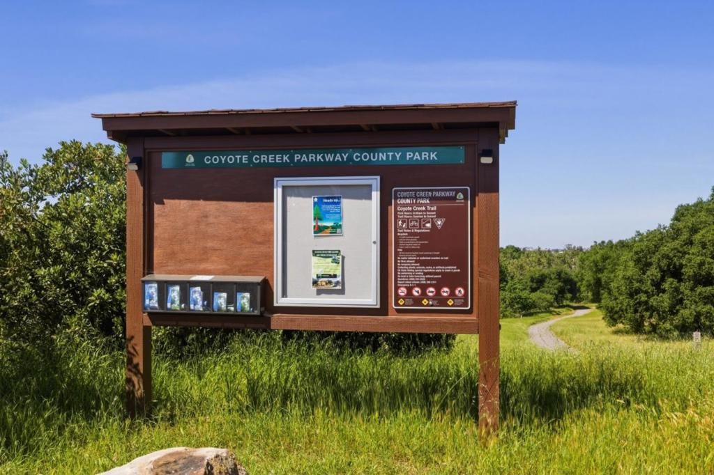 Image 41 of property listing at 914 Brea Lane, San Jose, CA 95138